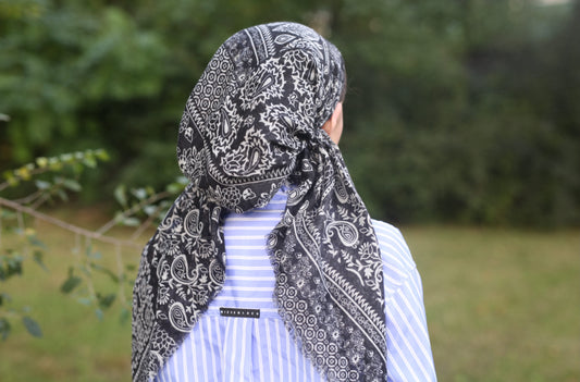 Paisley Scarf Black